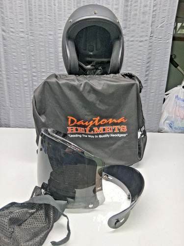 Daytona cruiser motorcycle - cruiser, 3/4